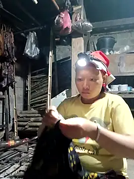 girl-hot2x online show from April 24, 10:18 am