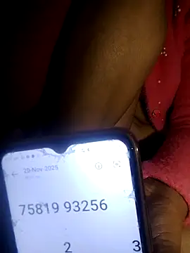 Hotty siatar online show from November 20, 7:37 pm