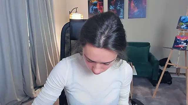 ConniePartin online show from November 14, 9:42 am