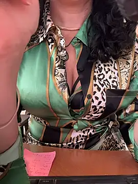 Deessenympho online show from April 16, 8:14 am