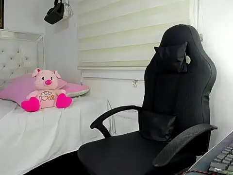 goddess of bitches online show from January 7, 4:16 am