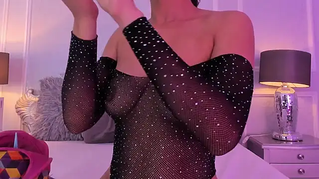 MirandaYork online show from November 25, 8:20 pm