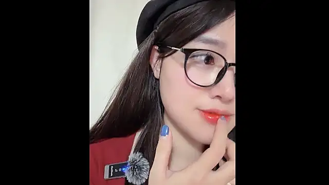 MiCandy-Lovee online show from November 24, 6:10 pm