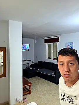 7milo online show from April 7, 8:11 pm