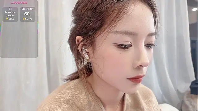 Butterbear online show from November 19, 5:57 pm