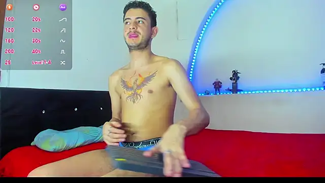 kaiborman00 online show from December 22, 11:35 am