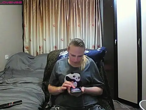 JenniDeep online show from February 7, 2:32 pm