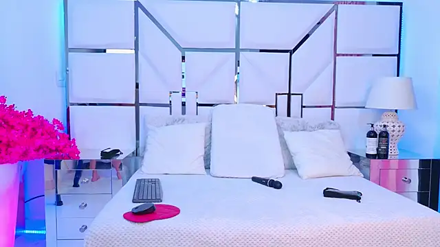 VeronicaSttar online show from December 16, 11:38 am