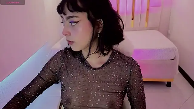 Crystall sweett online show from November 23, 7:59 pm