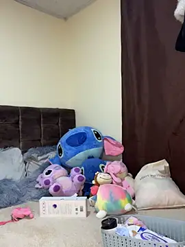 Paulett Smith online show from November 21, 1:51 am