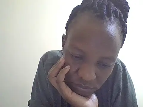 BootieBae online show from November 20, 5:58 pm