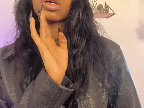 aprille15 online show from April 4, 5:28 am