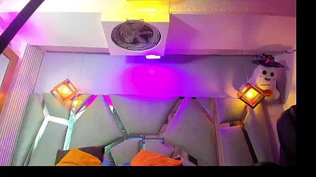 ALICASTILLOVIP online show from November 17, 9:37 pm