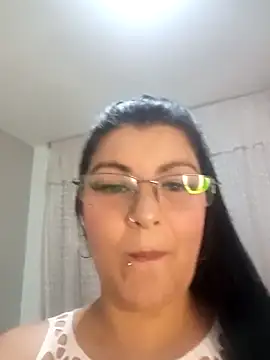 CelesteAlvarez1989 online show from December 5, 1:38 am