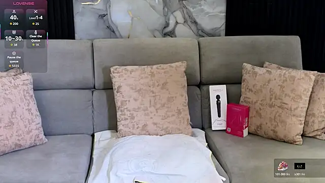 zendayavg online show from December 15, 12:32 pm