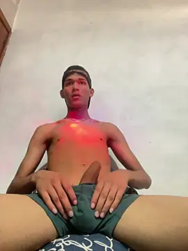 Luigi cumming1 online show from February 27, 5:35 pm