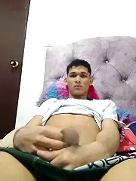 Luigi cumming1 online show from November 28, 9:01 am