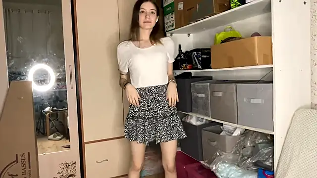 MiriamDongo online show from November 27, 2:20 pm