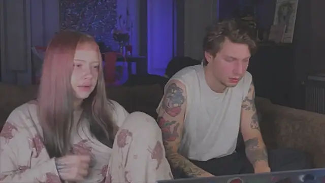 Frend Zone online show from November 25, 6:20 pm