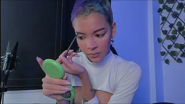 Anny Kiitty online show from November 26, 4:24 am