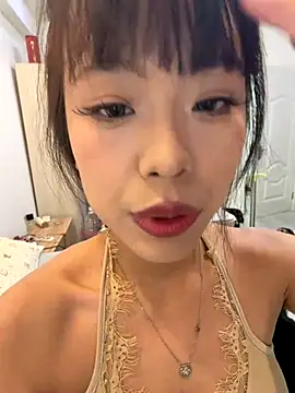 XX125216 online show from December 19, 2:42 pm