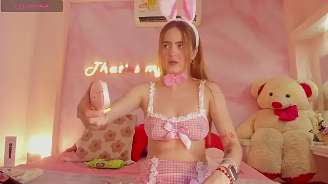 Ada Turner online show from April 5, 7:13 pm