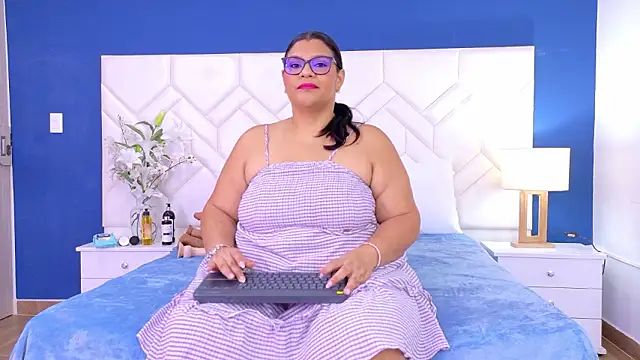 SelennaCooper online show from March 8, 11:58 am