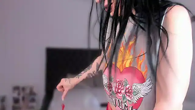 issabellaa04 online show from April 4, 7:23 pm