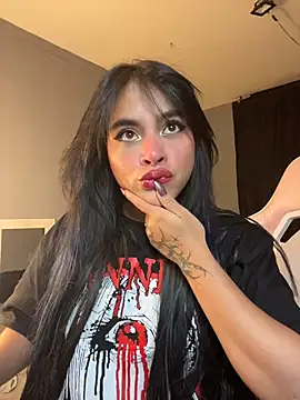 Sophie wyld online show from January 7, 3:21 am