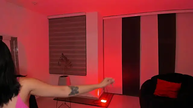 -Kennya online show from February 5, 11:30 pm