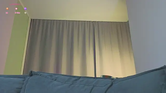 melissmile online show from November 27, 11:35 am