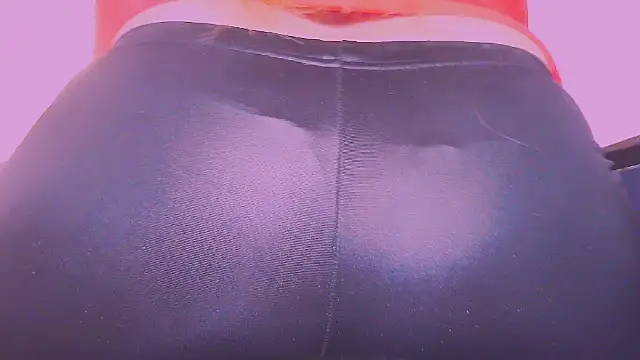 BESTLOLA online show from March 24, 11:26 am