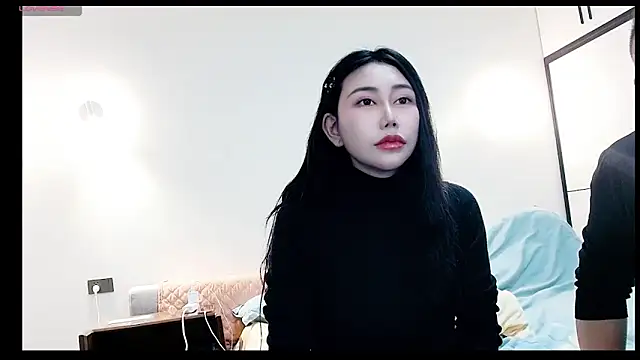 xiaoyanlin07 online show from November 17, 12:06 pm