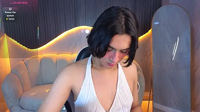 zoe tp online show from February 17, 8:08 pm