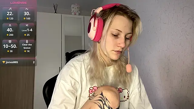 FoxySable online show from November 27, 9:12 am