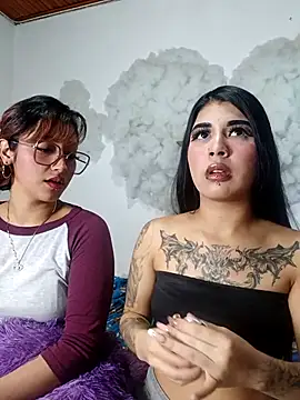 Dannii- online show from December 13, 9:54 pm