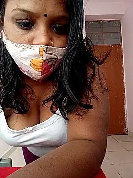 CUTE-LOVE-SWEETS online show from January 8, 4:27 am