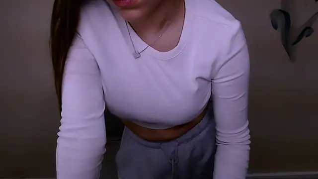 MillaTems  online show from March 12, 10:40 am