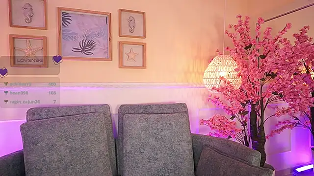 MeganLowell online show from May 6, 6:56 pm