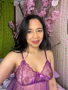 Esmerald 1111 online show from April 7, 1:46 pm