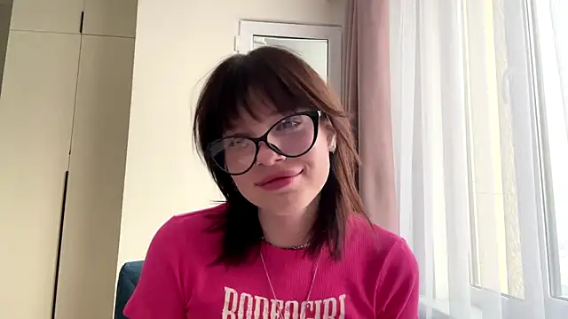 LollySimes online show from December 4, 10:06 am