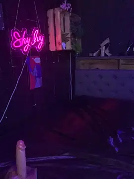 Shy-Ivy online show from April 10, 9:10 pm