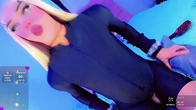 Shiaki 04 online show from March 2, 6:03 am