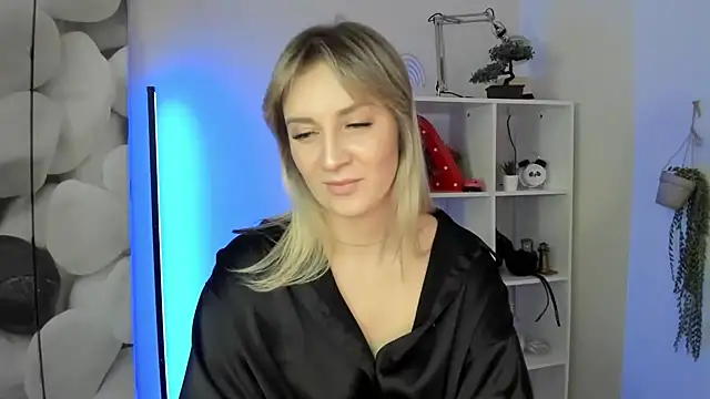 AlisaCam24 online show from November 21, 8:16 am