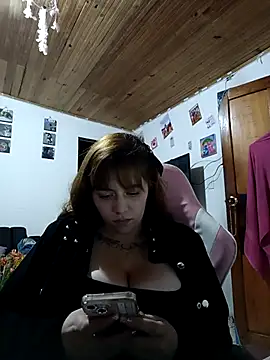 Juanita-30 online show from November 25, 2:25 am