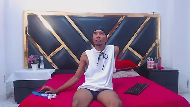 Caroyandy3 online show from November 25, 11:45 am