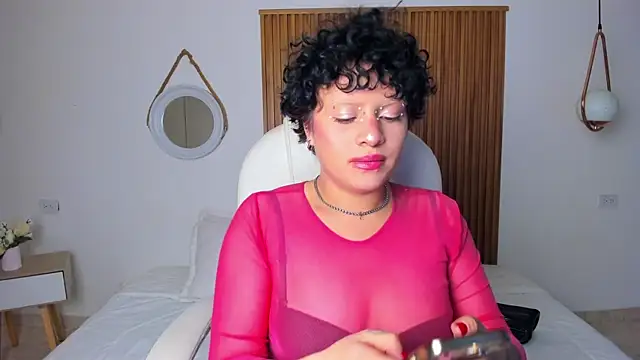 Alaska deluxe online show from February 12, 11:39 pm