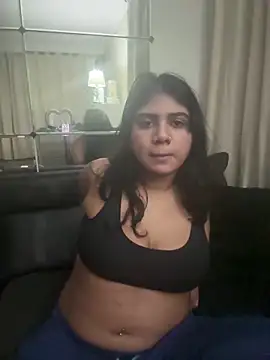 TiaBella  online show from December 18, 10:47 pm