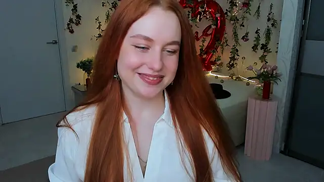 AirySilhouette online show from February 18, 10:03 am