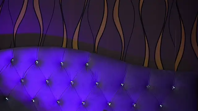 lovely sophia  online show from November 26, 6:14 am